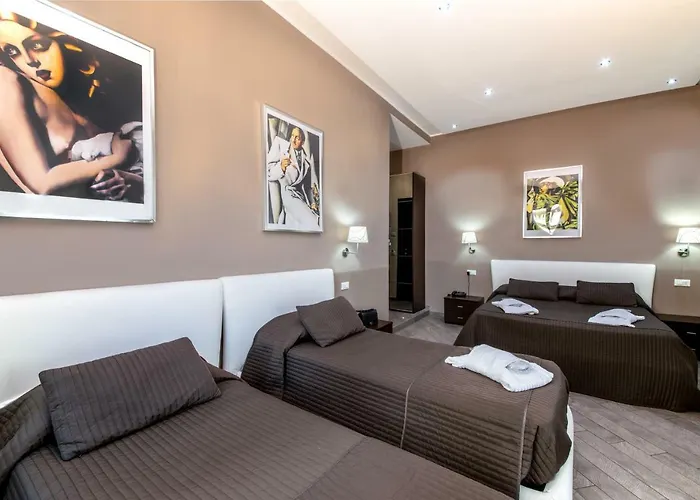 Mia Πανσιόν 3*