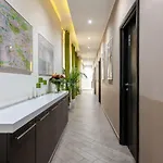 Mia 3*